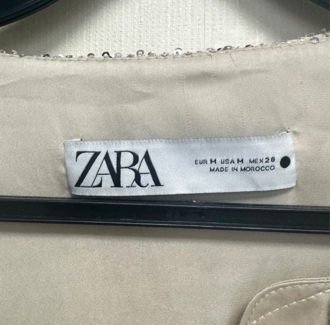 [새상품] ZARA 리미티드 실버 시퀸 집업자켓 상품이미지4