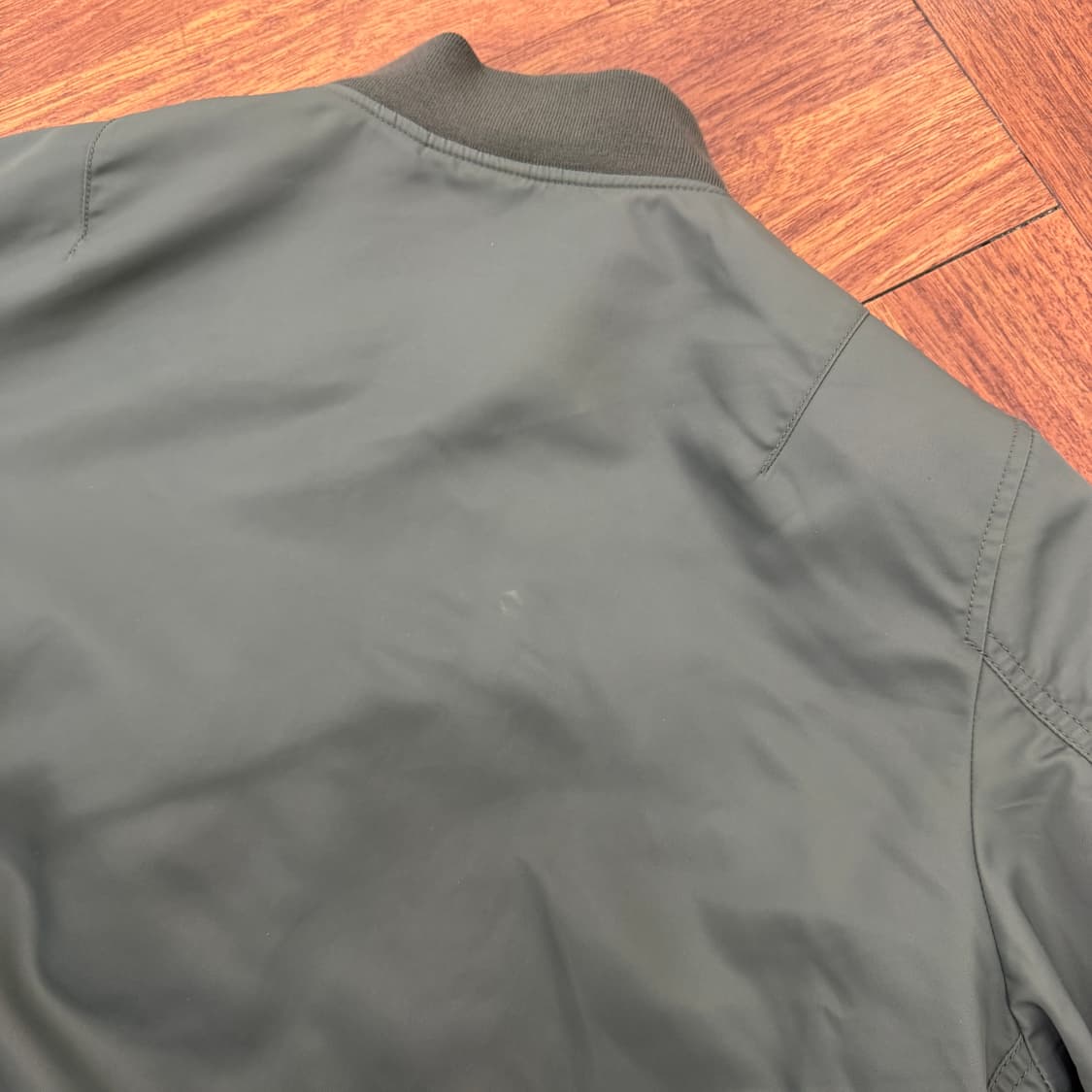 L 유니클로 MA-1 항공점퍼 자켓  상품이미지5