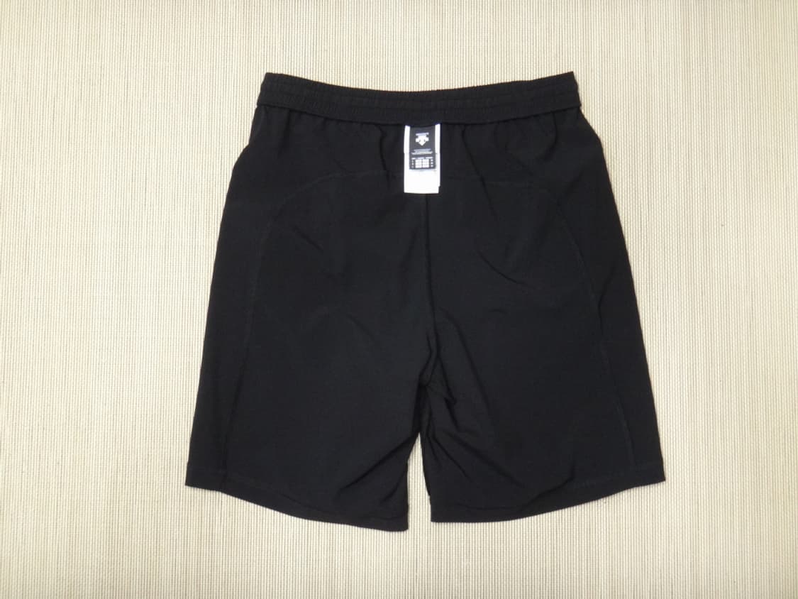 (32인치) DESCENTE 데상트 남성 블랙 쇼츠 상품이미지6