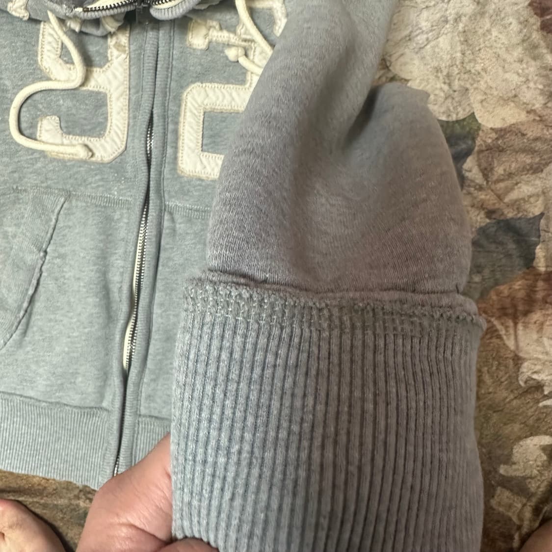 아베크롬비 빈티지 타이트핏 그레이후드집업 S 상품이미지3