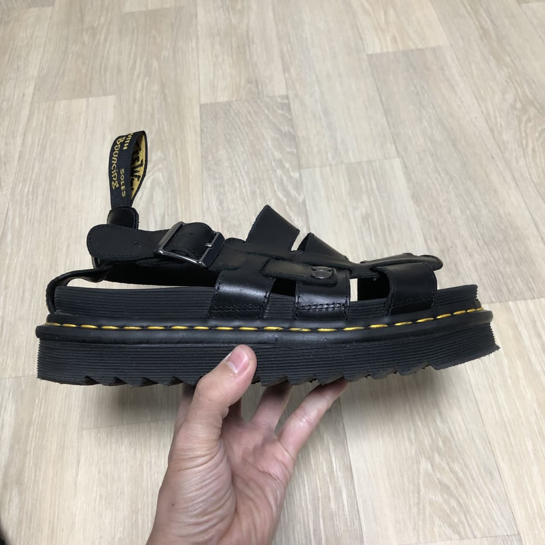 (260) 닥터마틴 Dr.martens 테리 TERRY 스트랩 샌들 상품이미지6