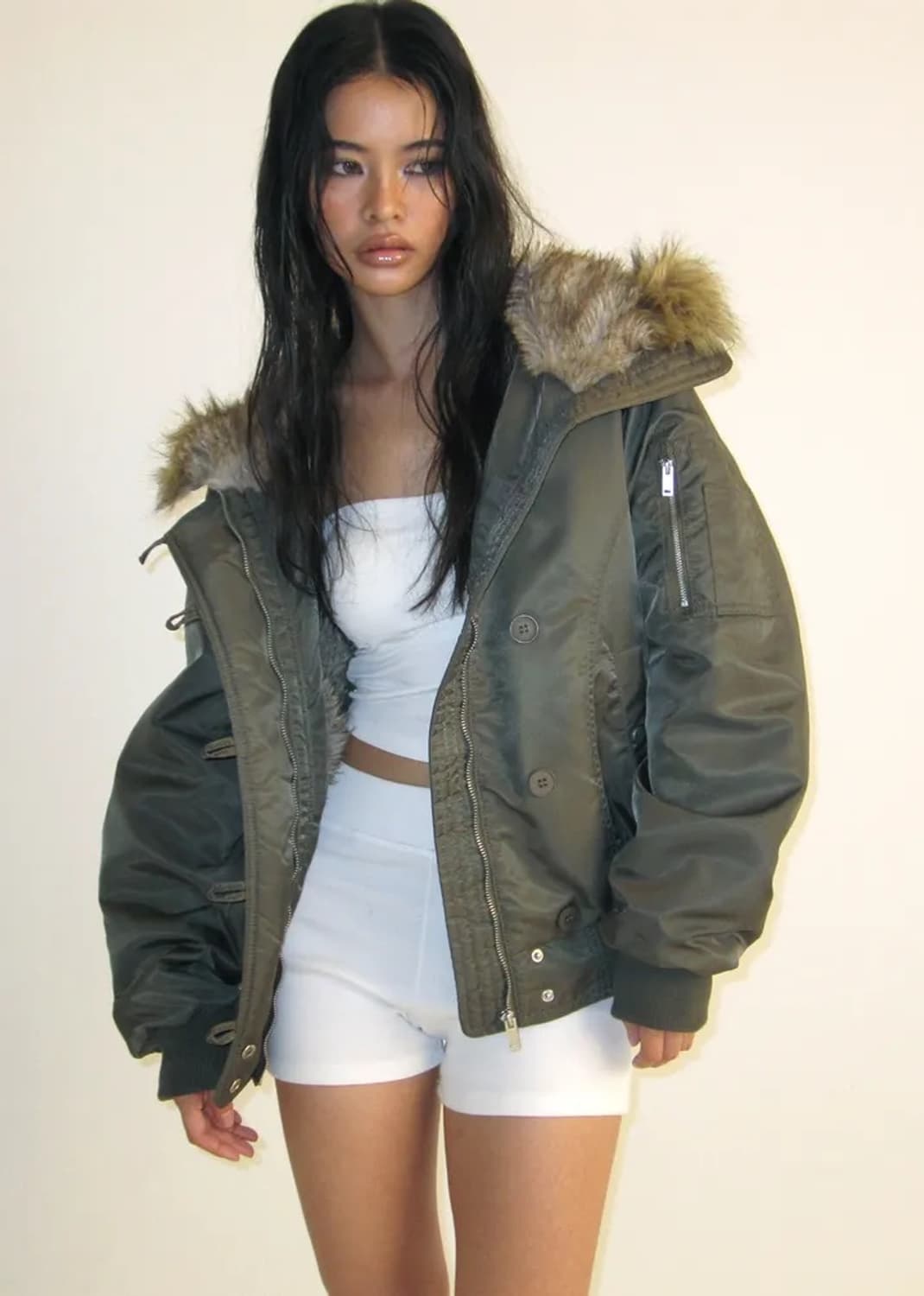 블랙업 [2천장판매] [MADE] 누닐 퍼트리밍 후드 점퍼 카키 상품이미지1