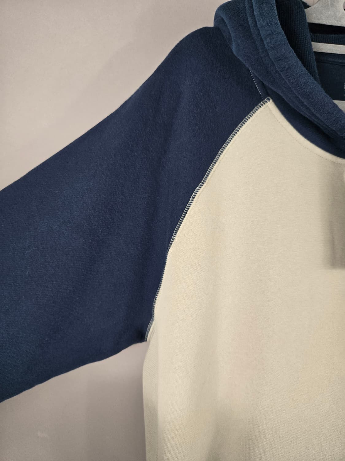 [무료배송]아디다스 L 남성 기모 에센셜 후드티 후디 후드 티셔츠 상품이미지3