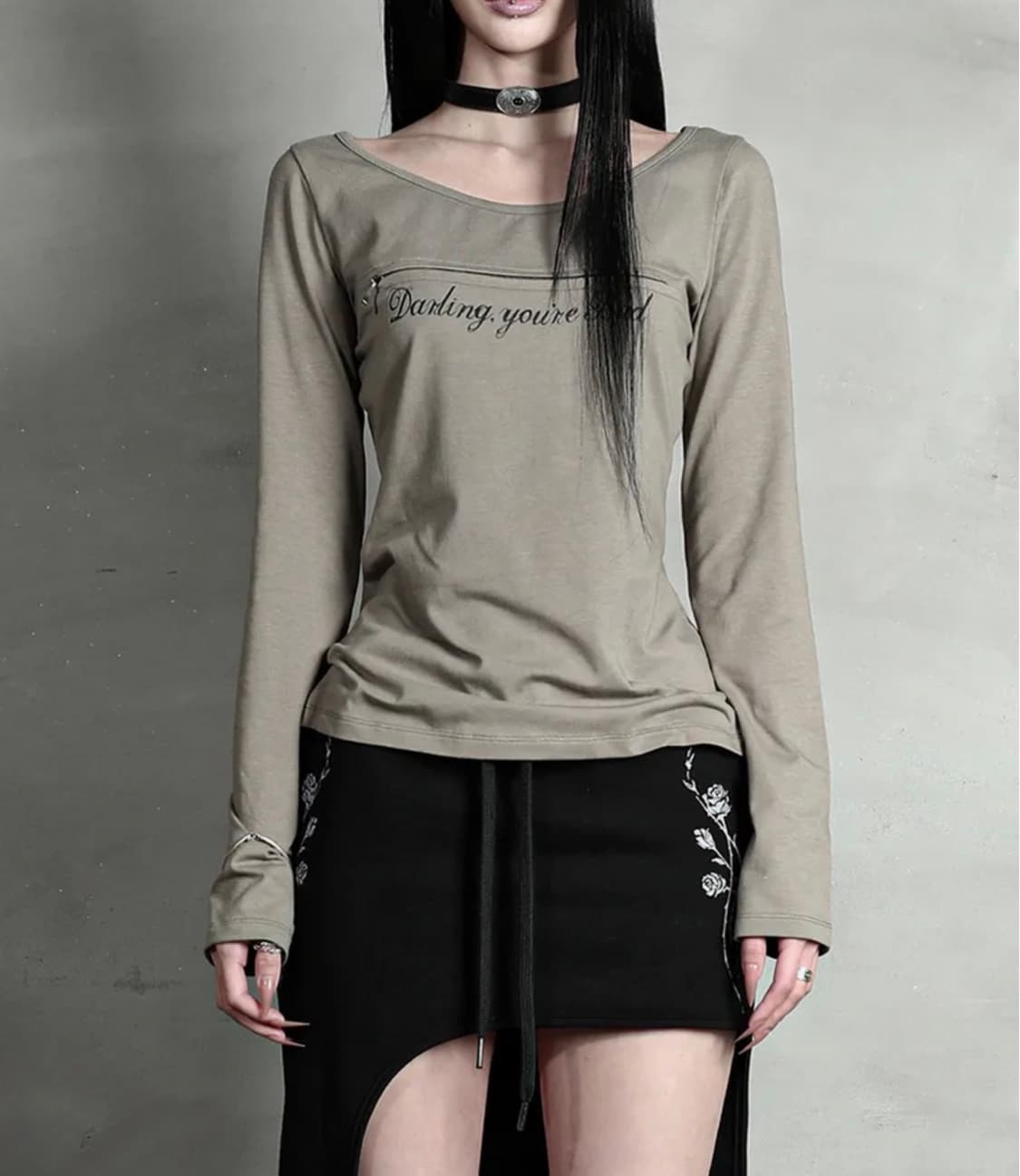 (새상품)달링유어배드 UNZIPPED LOGO T-SHIRT #KHAKI 상품이미지1