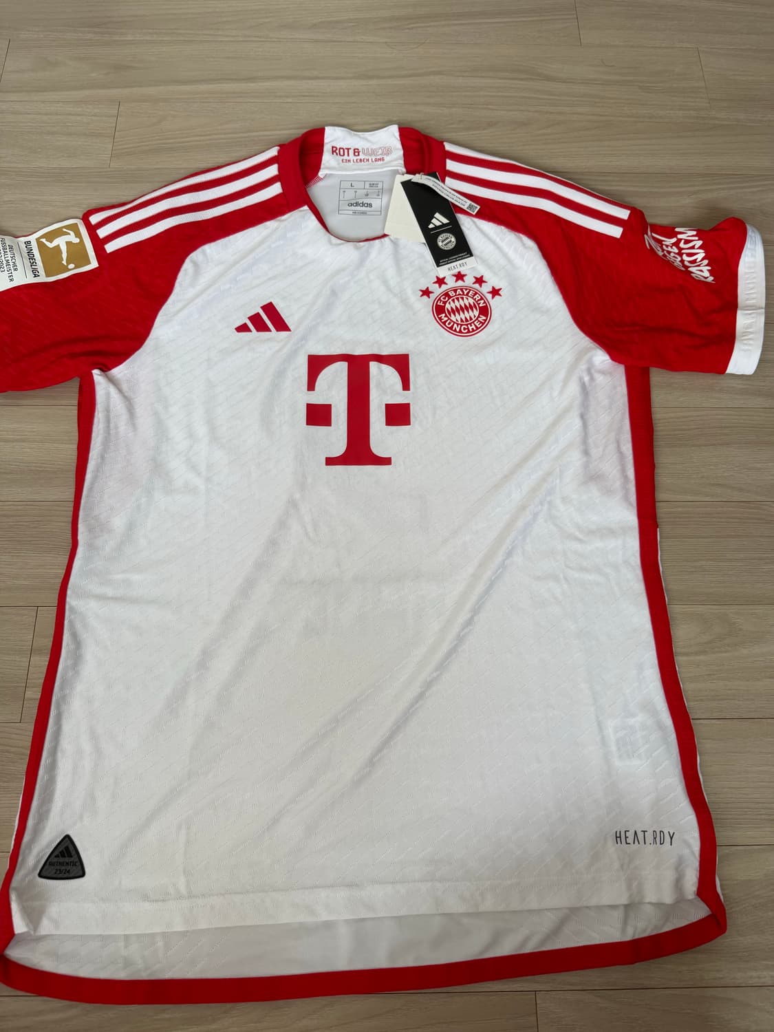 24-25 뮌헨 어센틱 유니폼 상품이미지1
