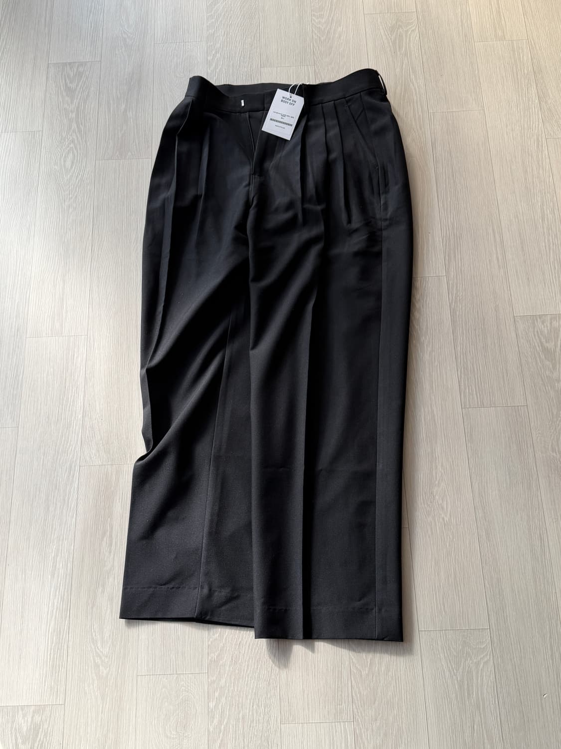 워크온바디오프 쓰리턱 슬랙스 상품이미지1