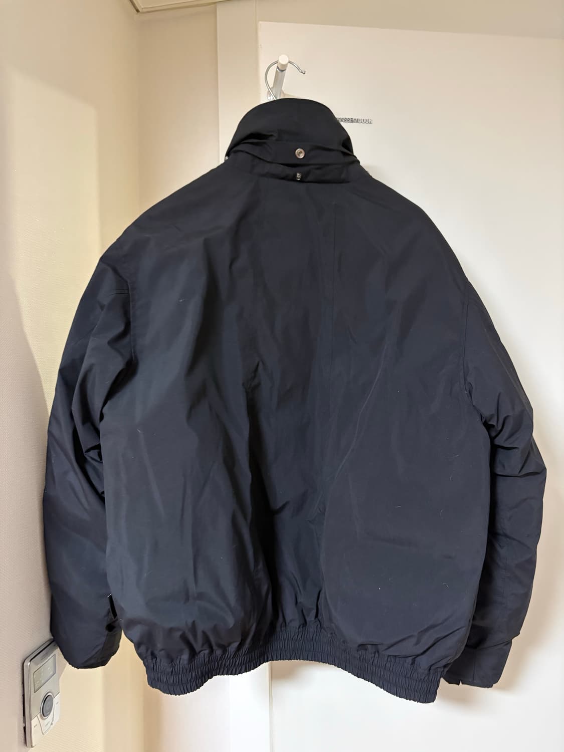 시리즈x언어펙티드 다운봄버 상품이미지2