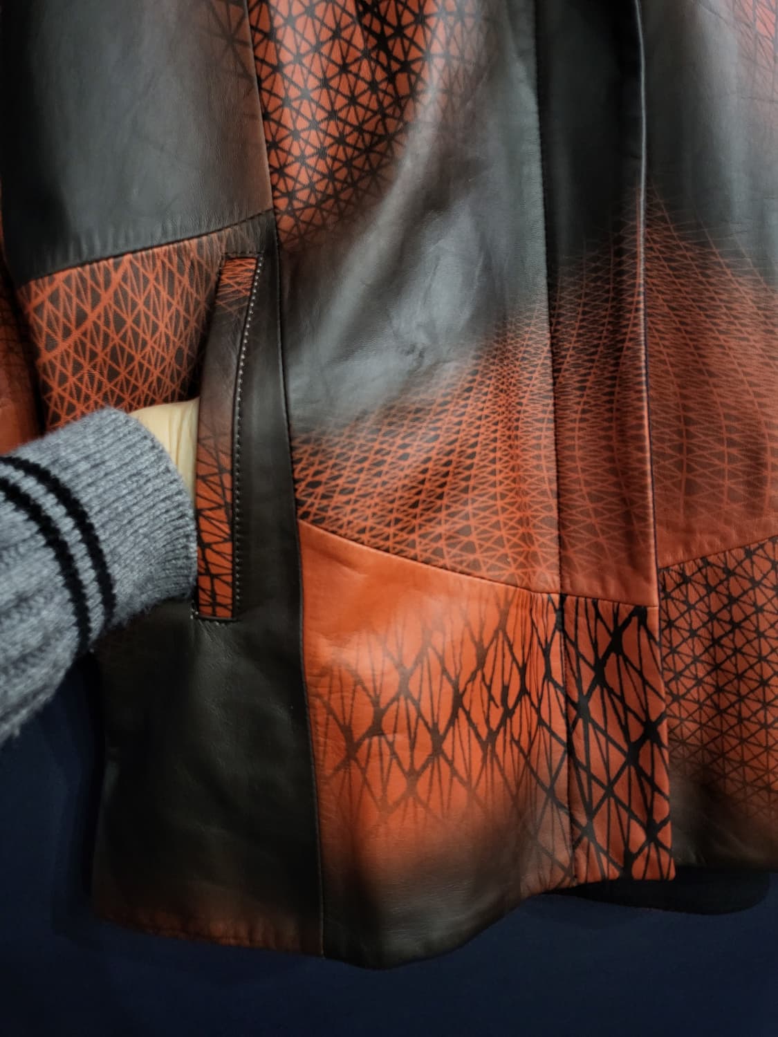 양가죽 기하학적 패턴 가오리식 자켓 상품이미지4