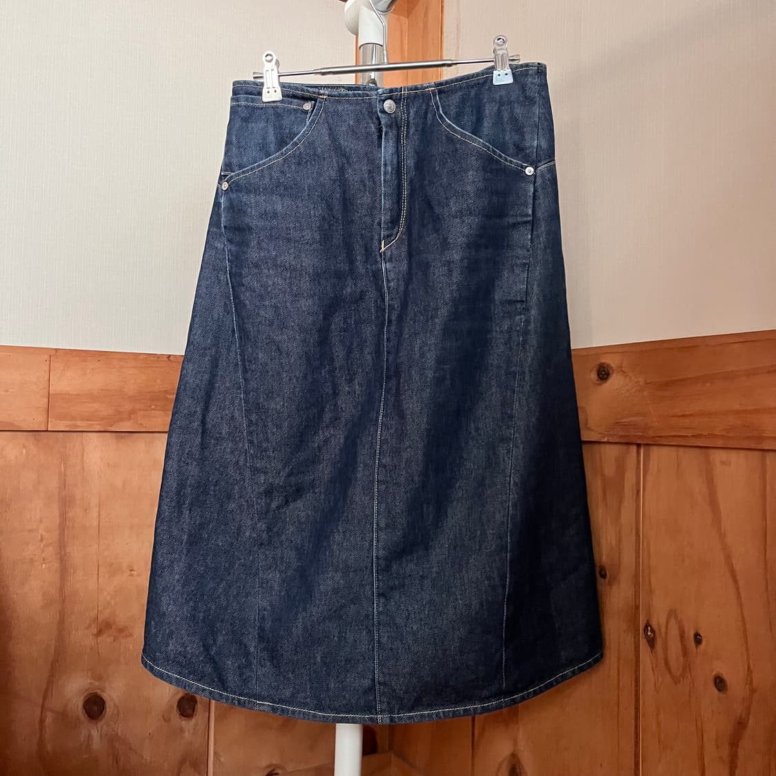 리바이스 엔지니어드 데님 스커트 상품이미지3