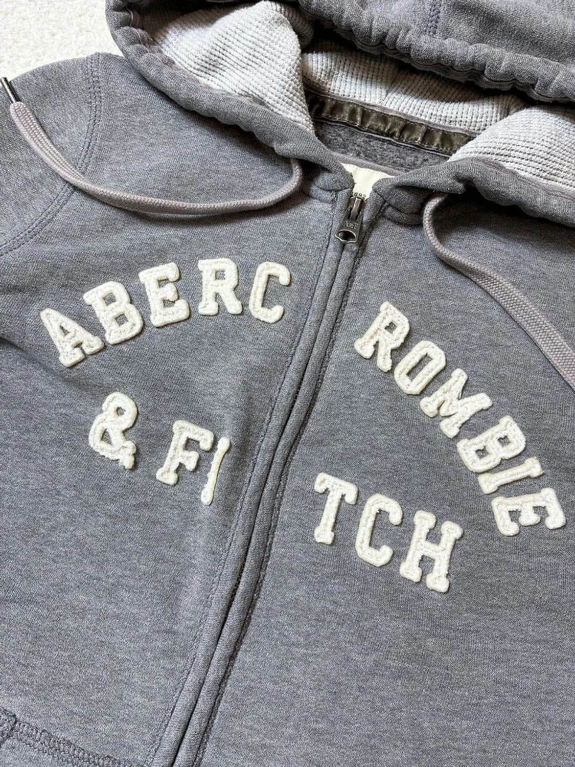 아베크롬비 00s Y2K 자수로고 후드 집업 PN7067 상품이미지3