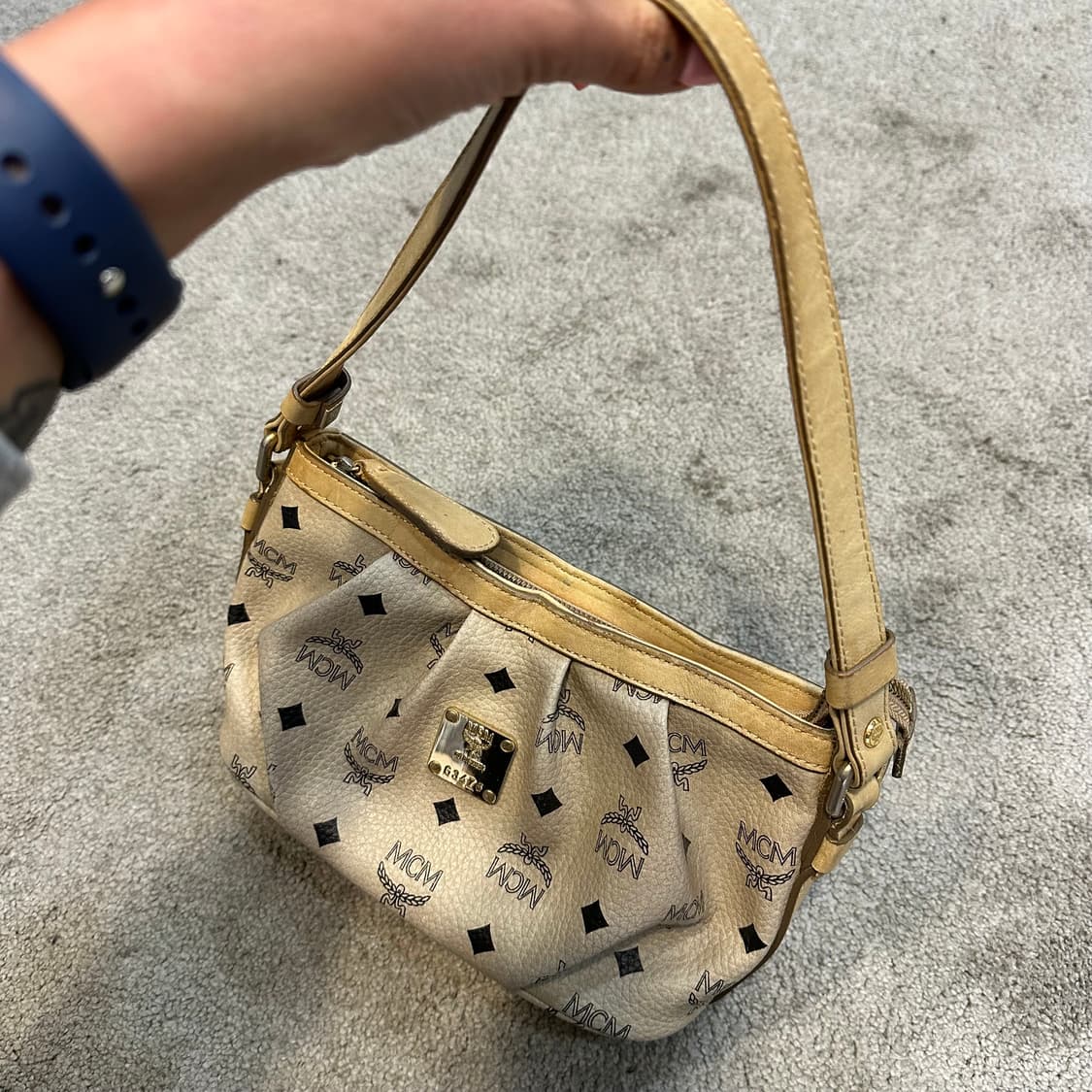 MCM 빈티지 엠씨엠 비세토스 바게트 미니 숄더백 상품이미지5