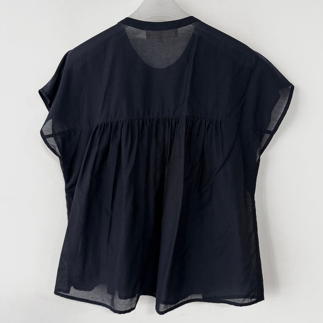 바네사브루노 아떼 25SS 핀턱 실크 블라우스 상품이미지6