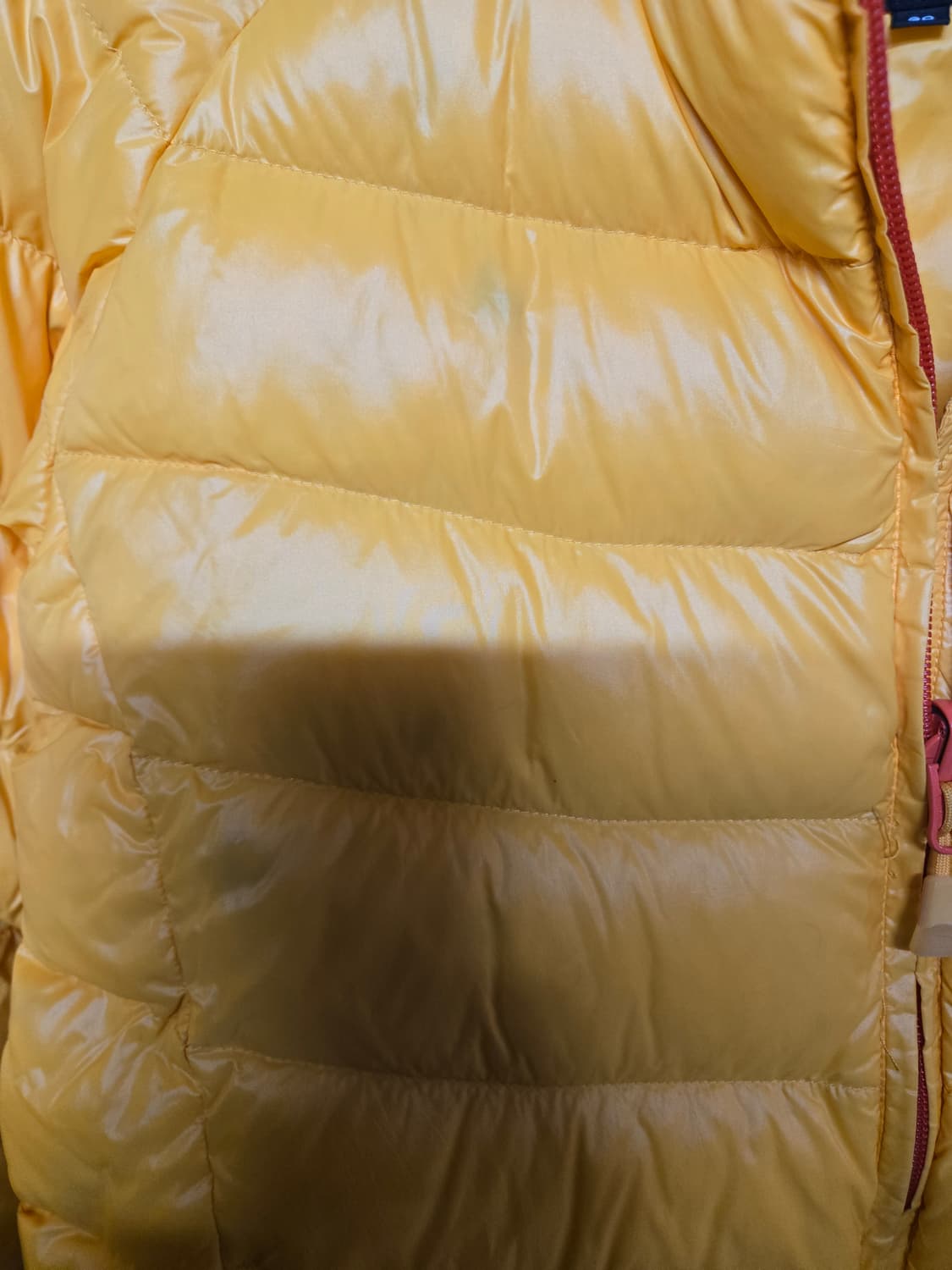 노스페이스 700 노란색 다운 패딩 90여L 상품이미지7
