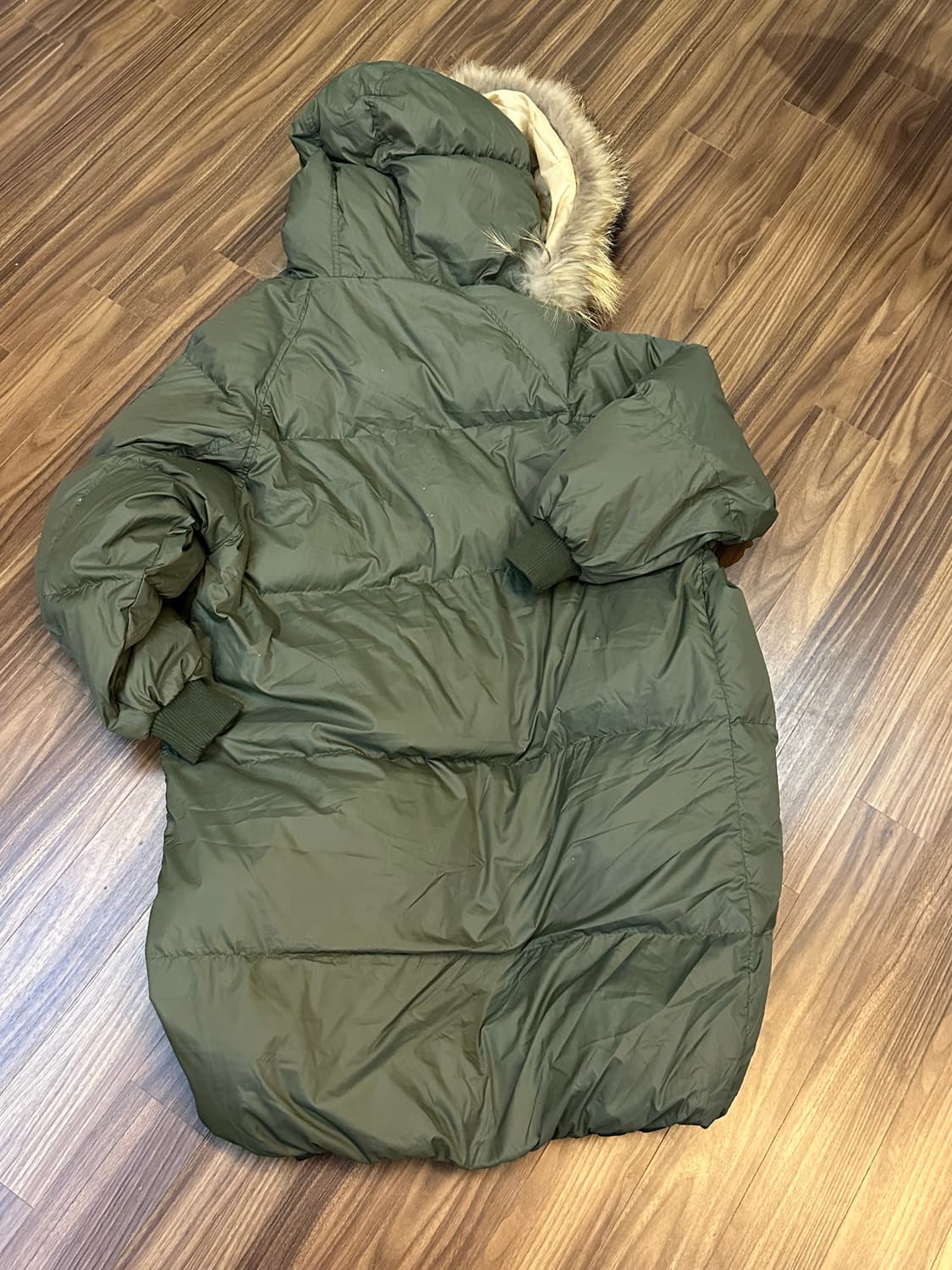 NANING9 카키 털모자 롱패딩 상품이미지3