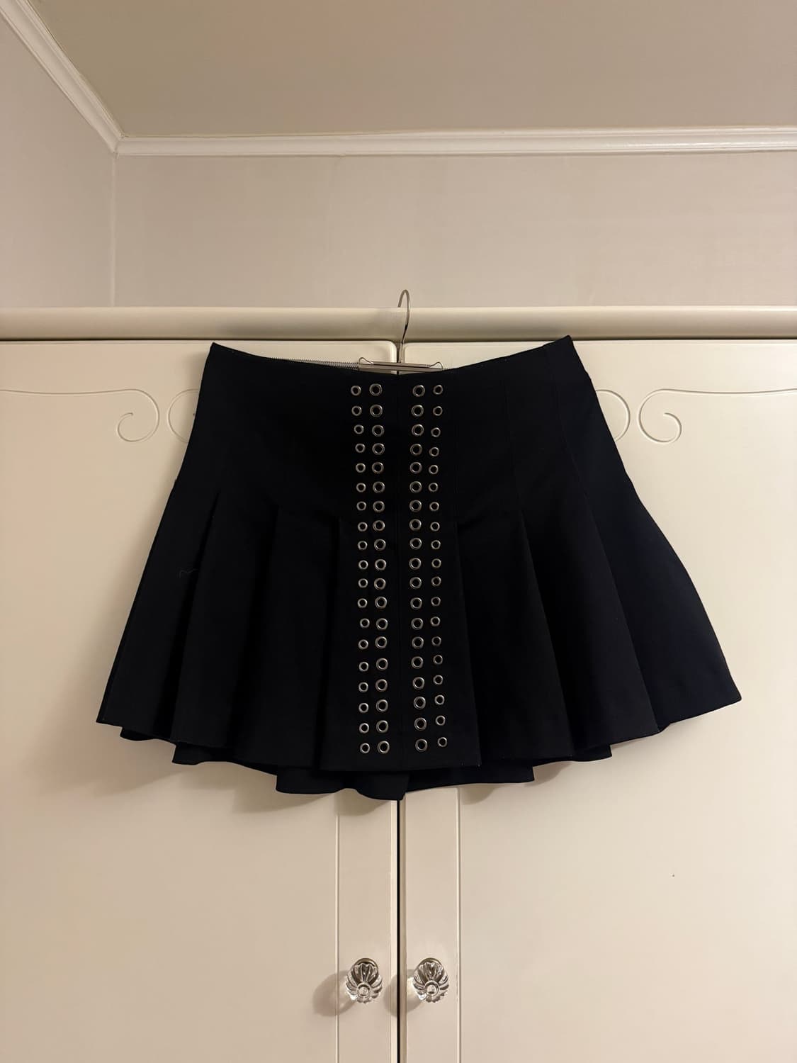 자라 블랙 아이렛 플리츠 스커트 XS 상품이미지2