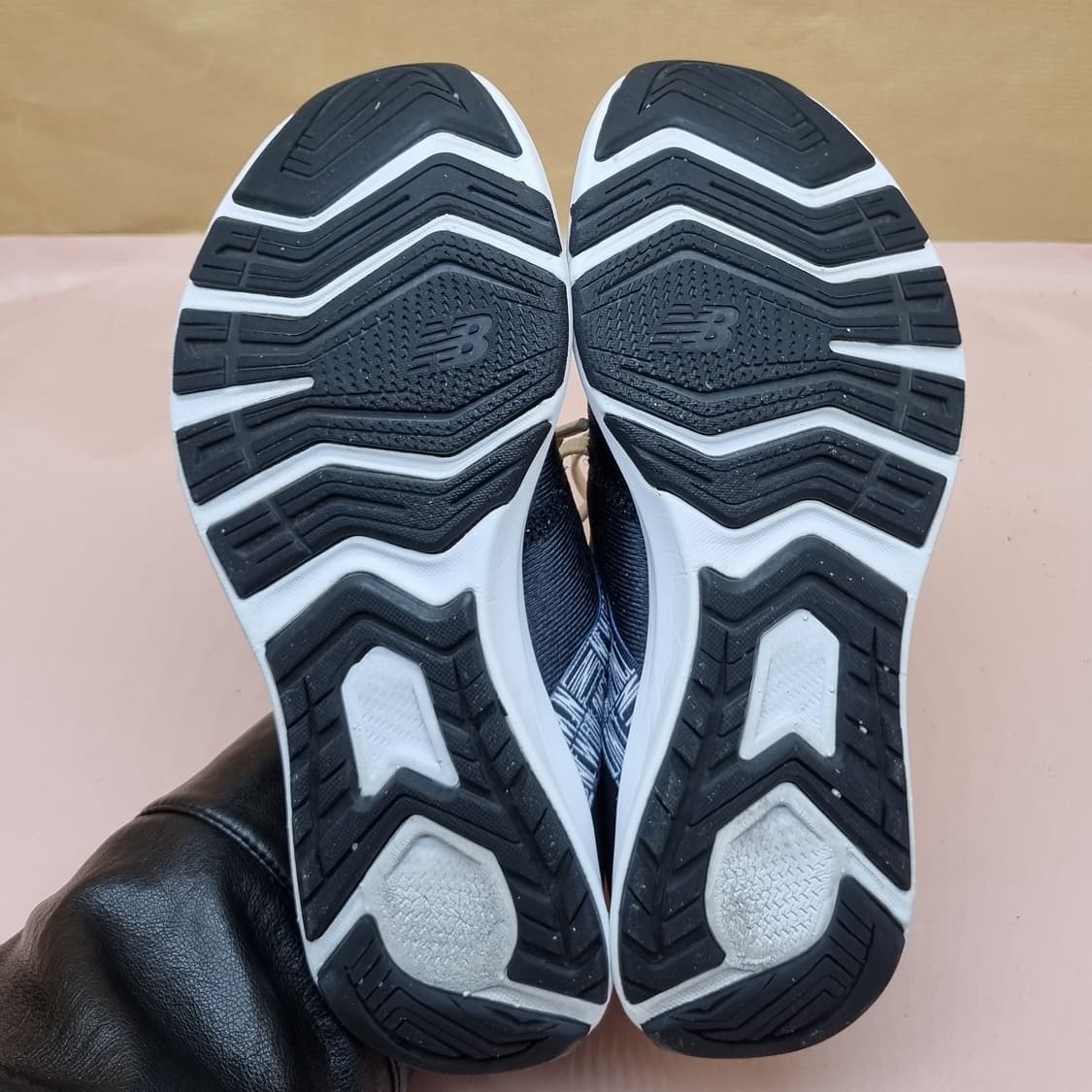 뉴발란스 퓨얼코어 운동화 230 상품이미지3