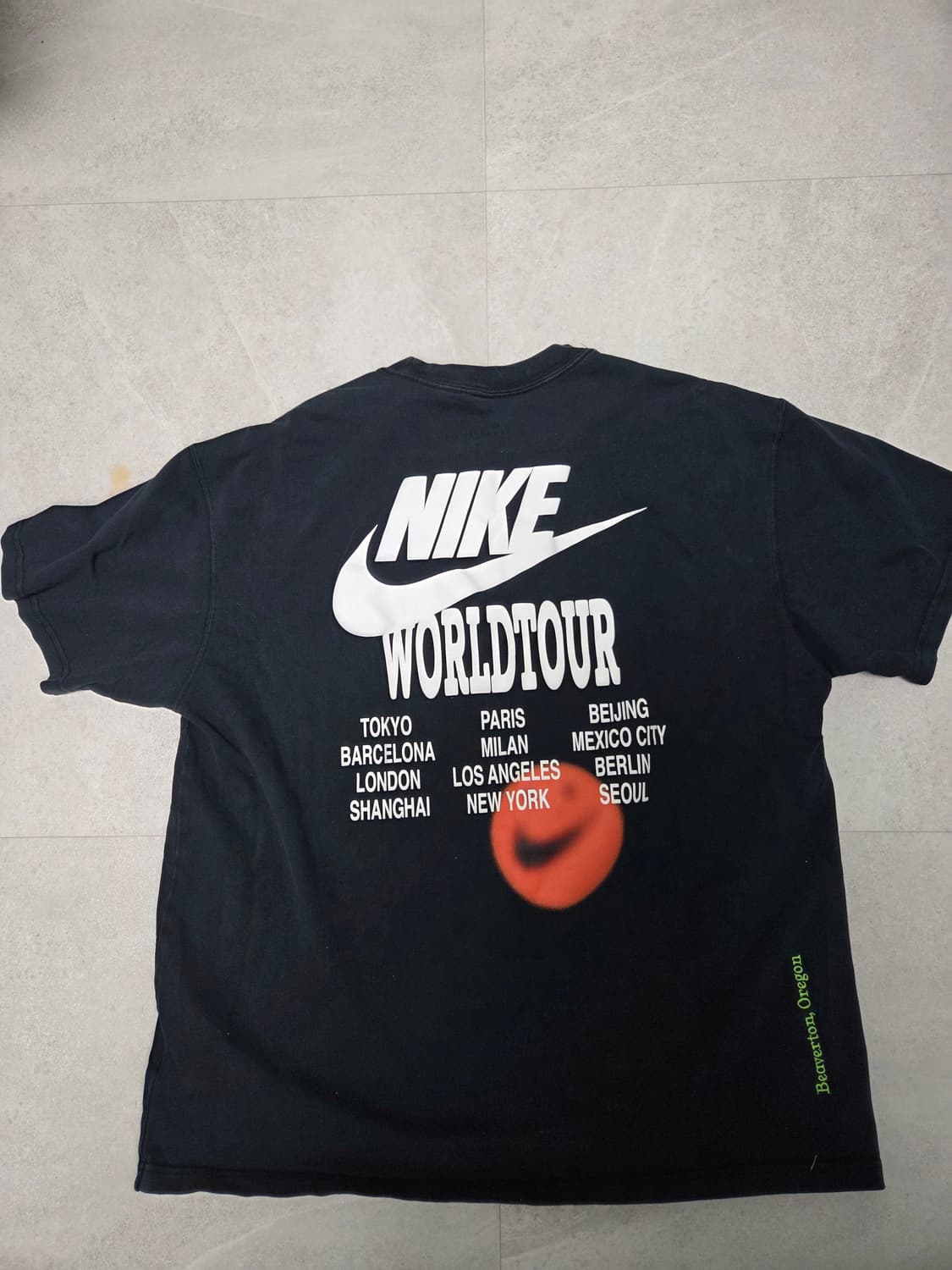 나이키 월드투어 그래픽 반팔 티셔츠 상품이미지3
