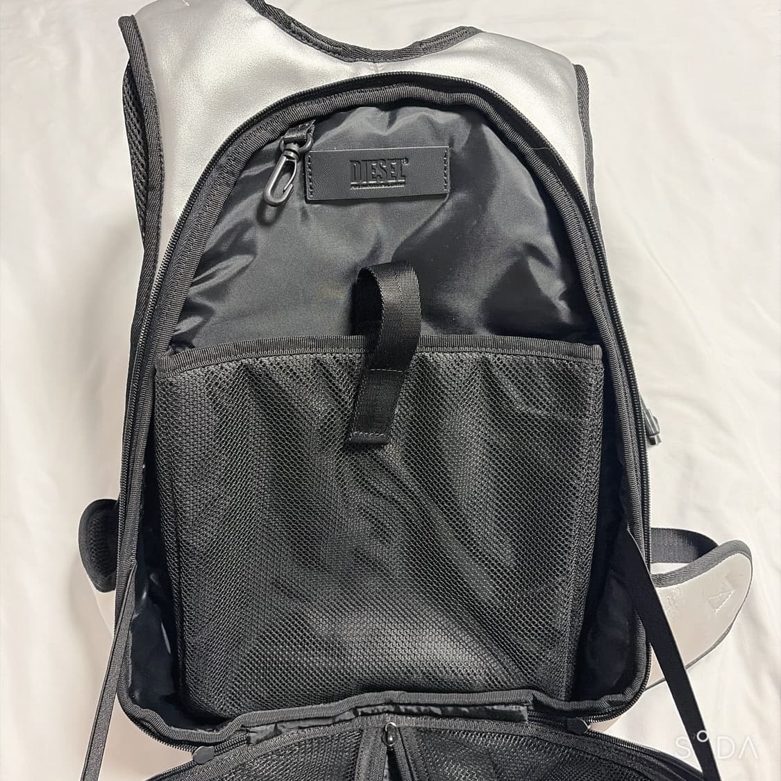 디젤 1DR Pod 백팩 실버 상품이미지9
