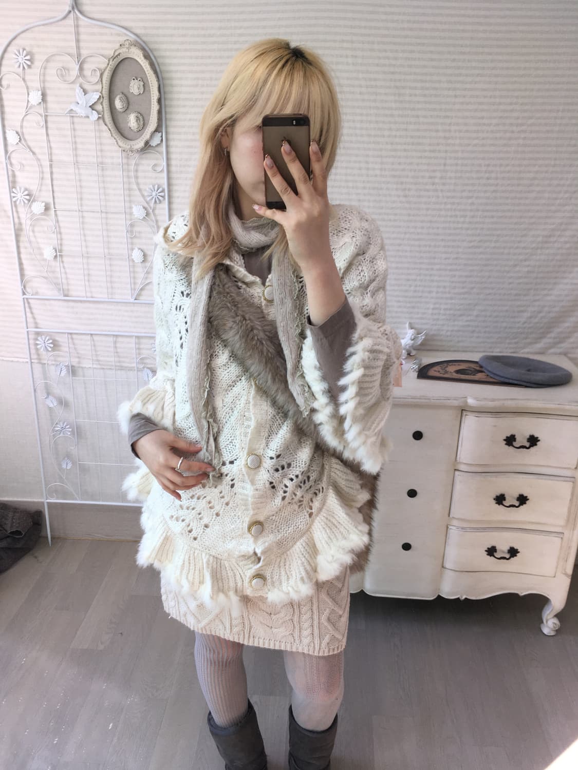 INGNI 아이보리 니트 후드 케이프 상품이미지4