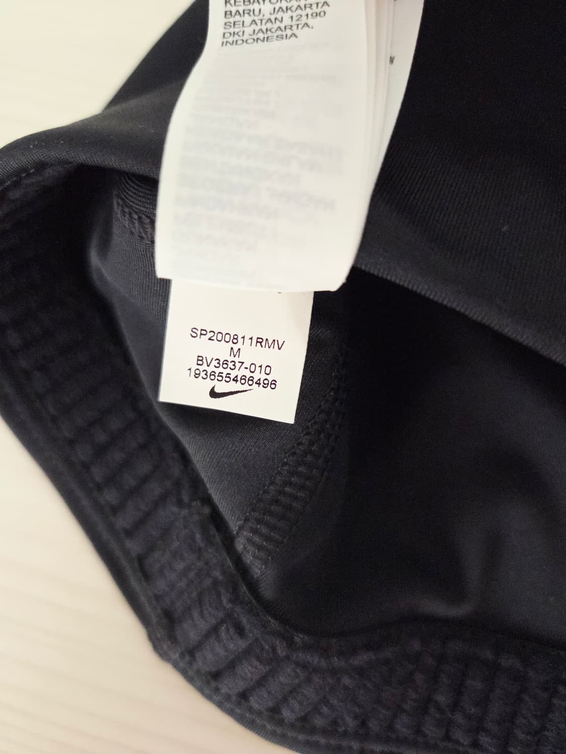 M. 나이키(NIKE) 스우시 베이직 스포츠 브라 블랙 상품이미지4