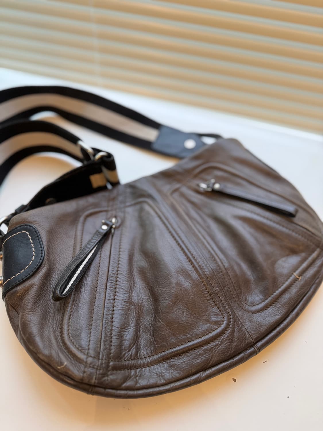 발리 크로스백 상품이미지2