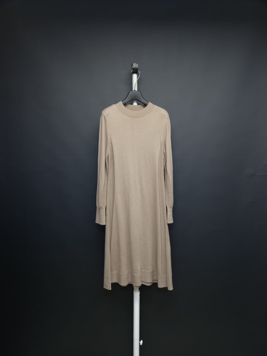 아니베에프 춘추동 캐시미어블랜 롱 니트 원피스 66.55 상품이미지1