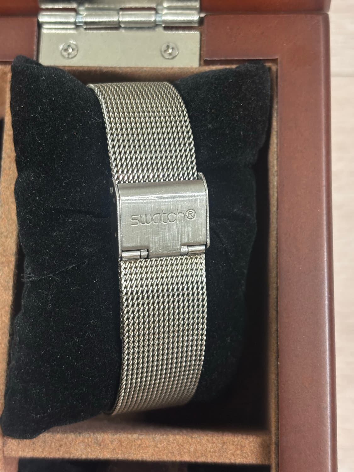 스와치(Swatch) 스킨 메탈 니트(Skin Metal Knit) 상품이미지3