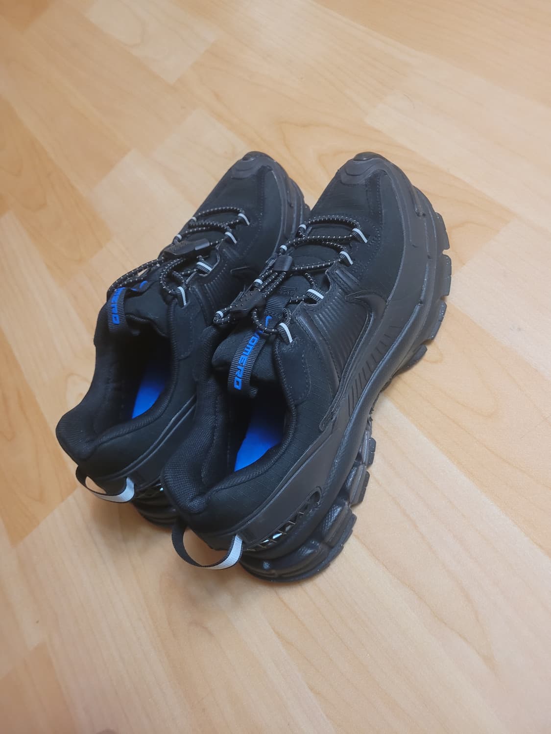 (새상품)나이키 에어 줌 보메로 롬 255mm 상품이미지3