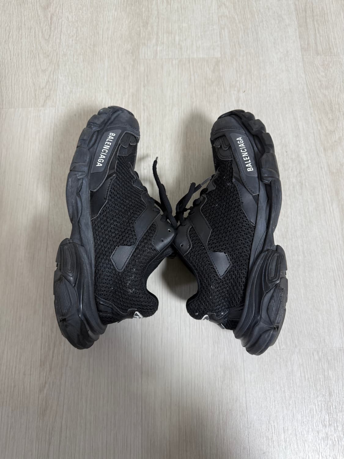 발렌시아가 트랙3 39 팝니다 상품이미지4