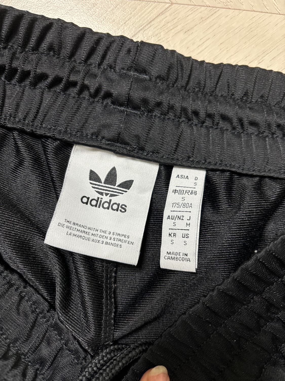 아디다스 IJ7055 상품이미지3