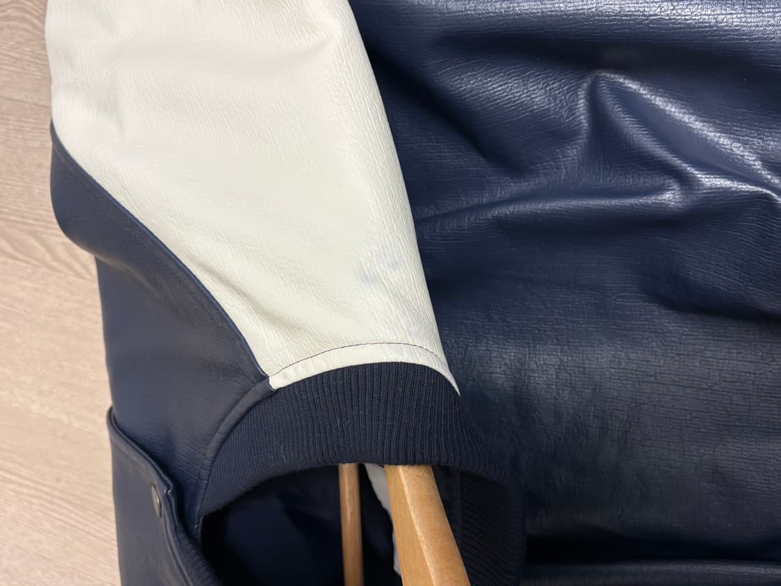 레더 바시티 자켓 상품이미지3