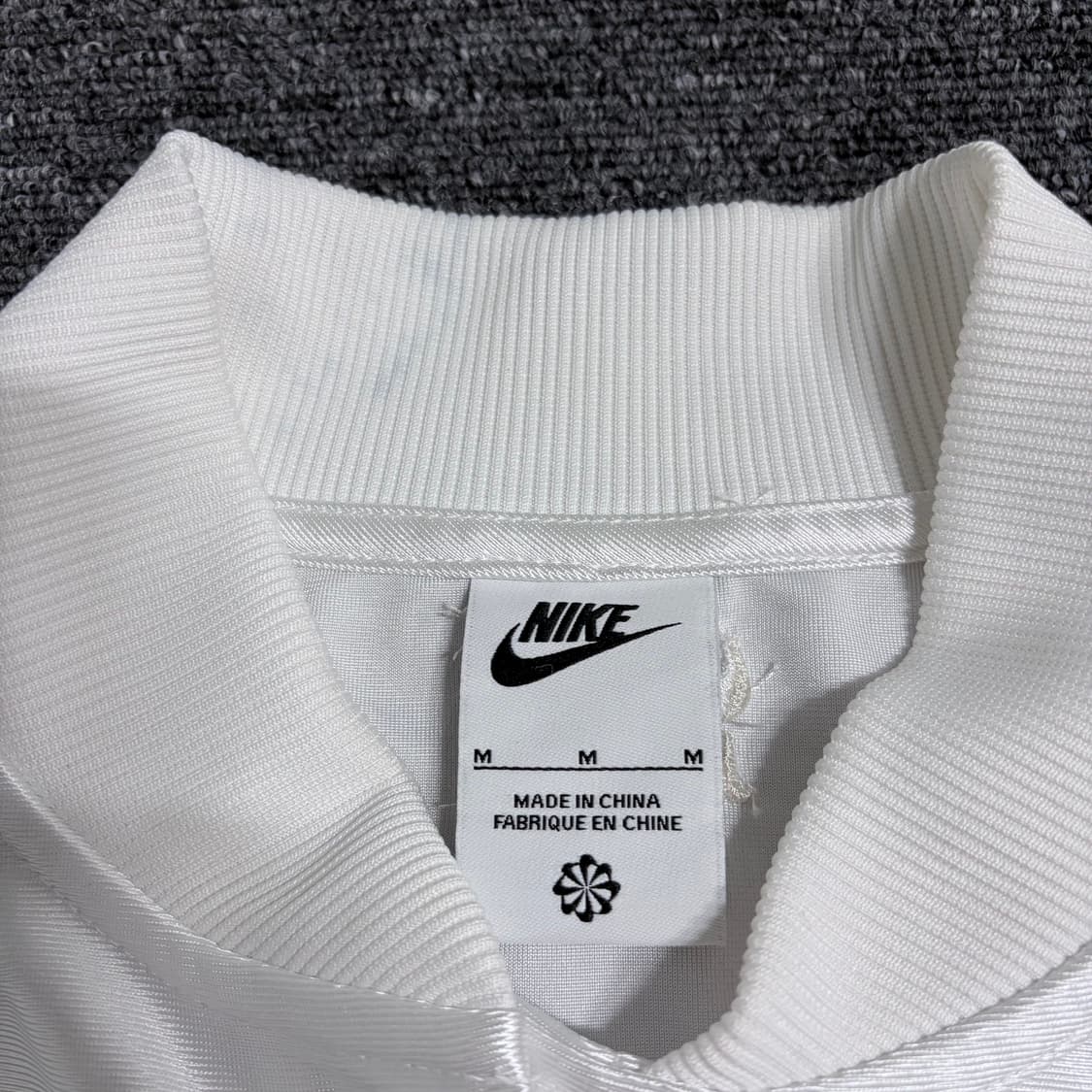 나이키 새틴 셔츠 상품이미지3