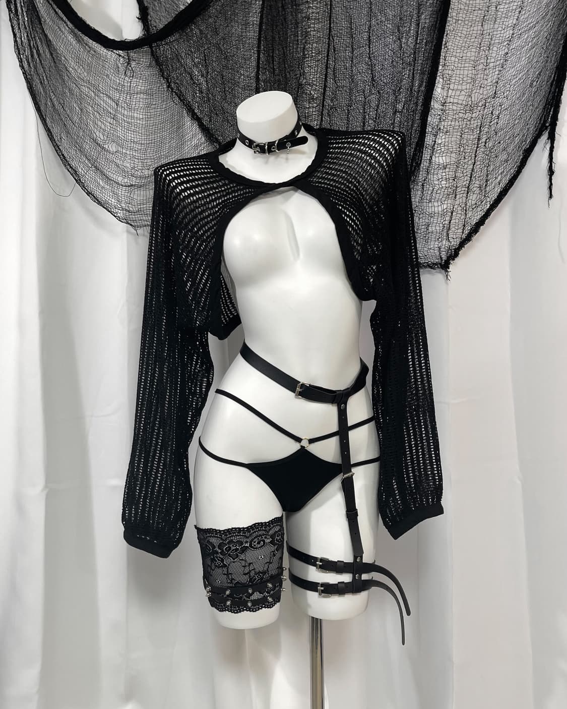 black mash crop knit 상품이미지1