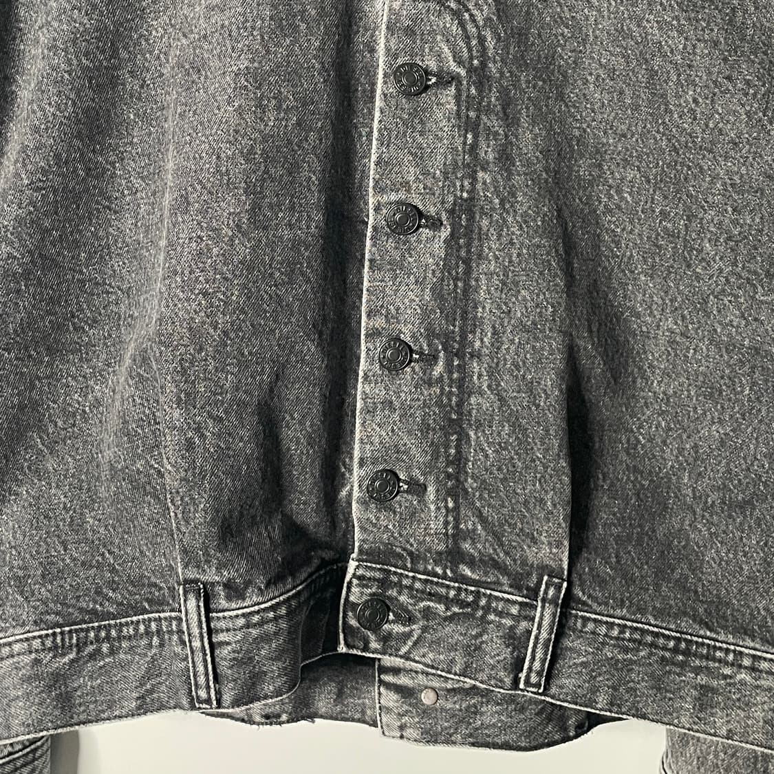 디젤 버튼 흑청 데님자켓 (on.29)   상품이미지5