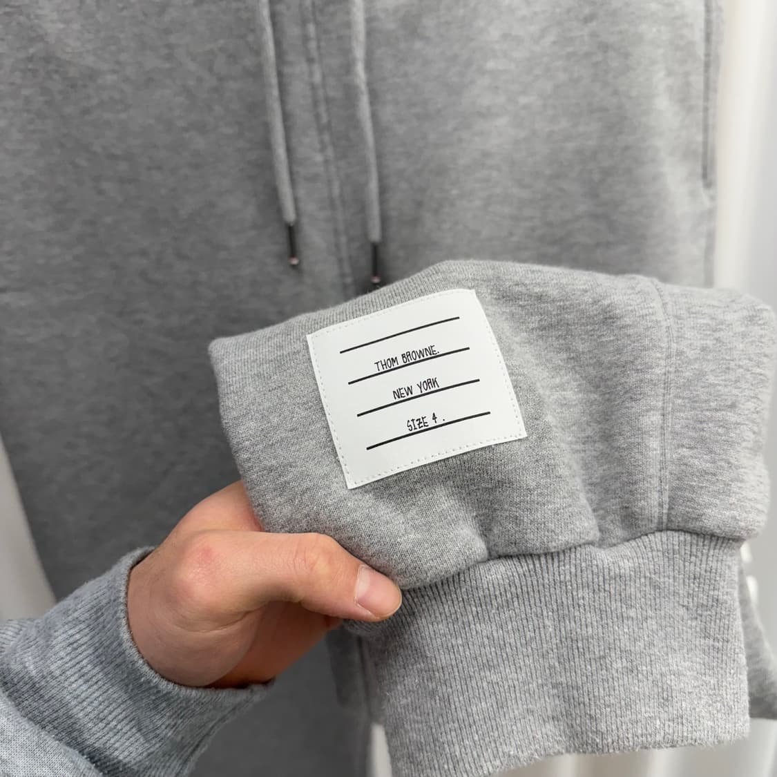 [1회착용/4사이즈] 톰브라운 사선완장 트레이닝 팬츠 상품이미지2