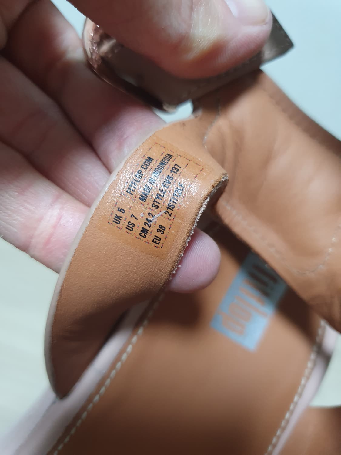 핏플랍 앵글 플랫폼 샌들 240 상품이미지9