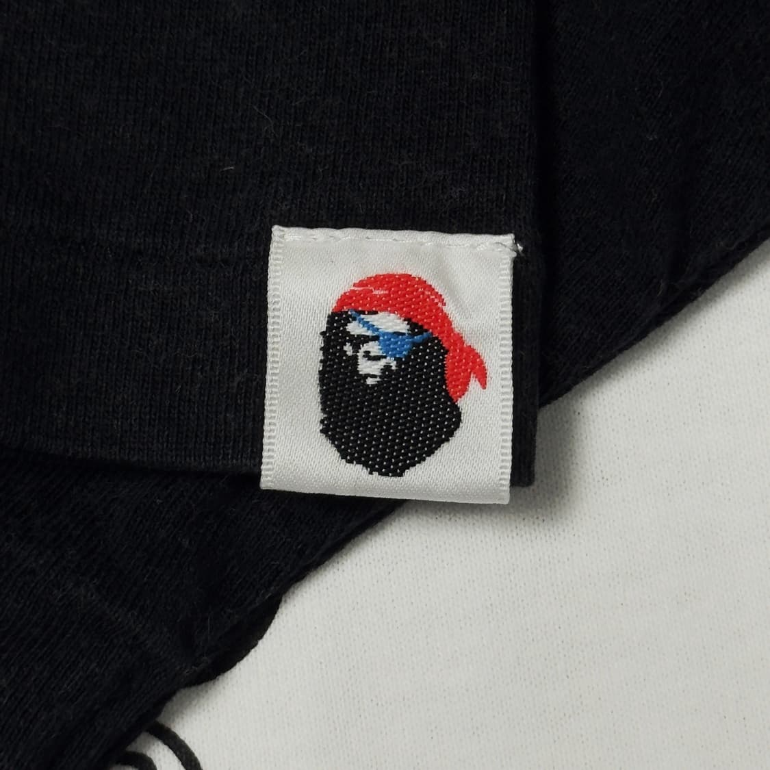 (M) 베이프 파이레츠 스토어 한정 레글런 티셔츠 화이트 상품이미지3