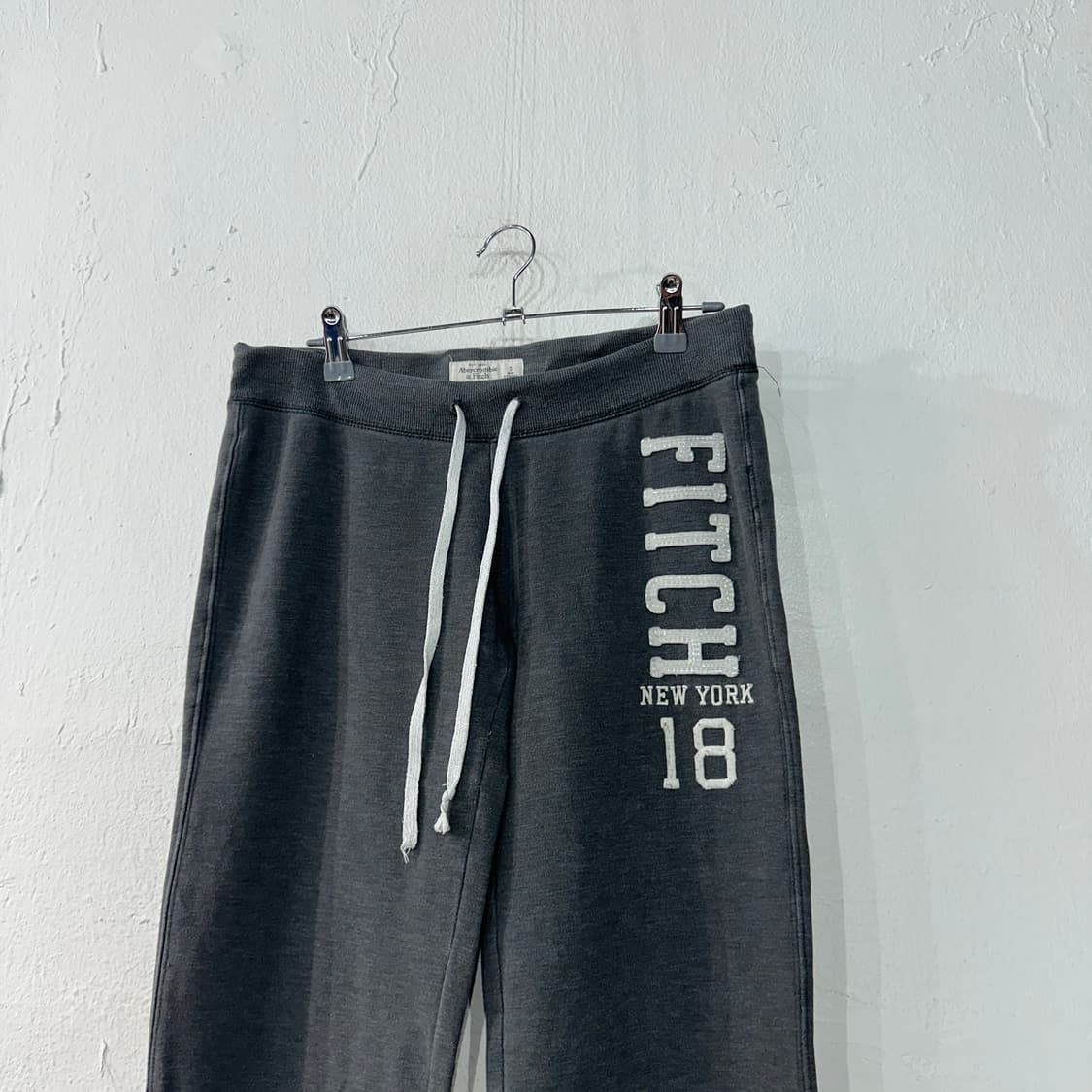 아베크롬비 트레이닝바지 S-M 상품이미지2