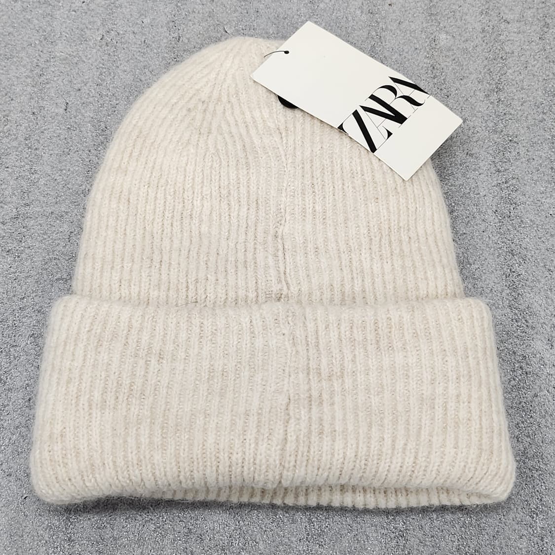 미착용 자라 정품 니트 비니,M사이즈 52cm 상품이미지1