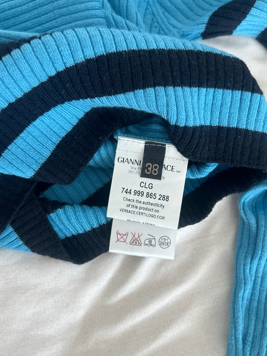 Versace Crop Knit Top 베르사체 니트 상품이미지3