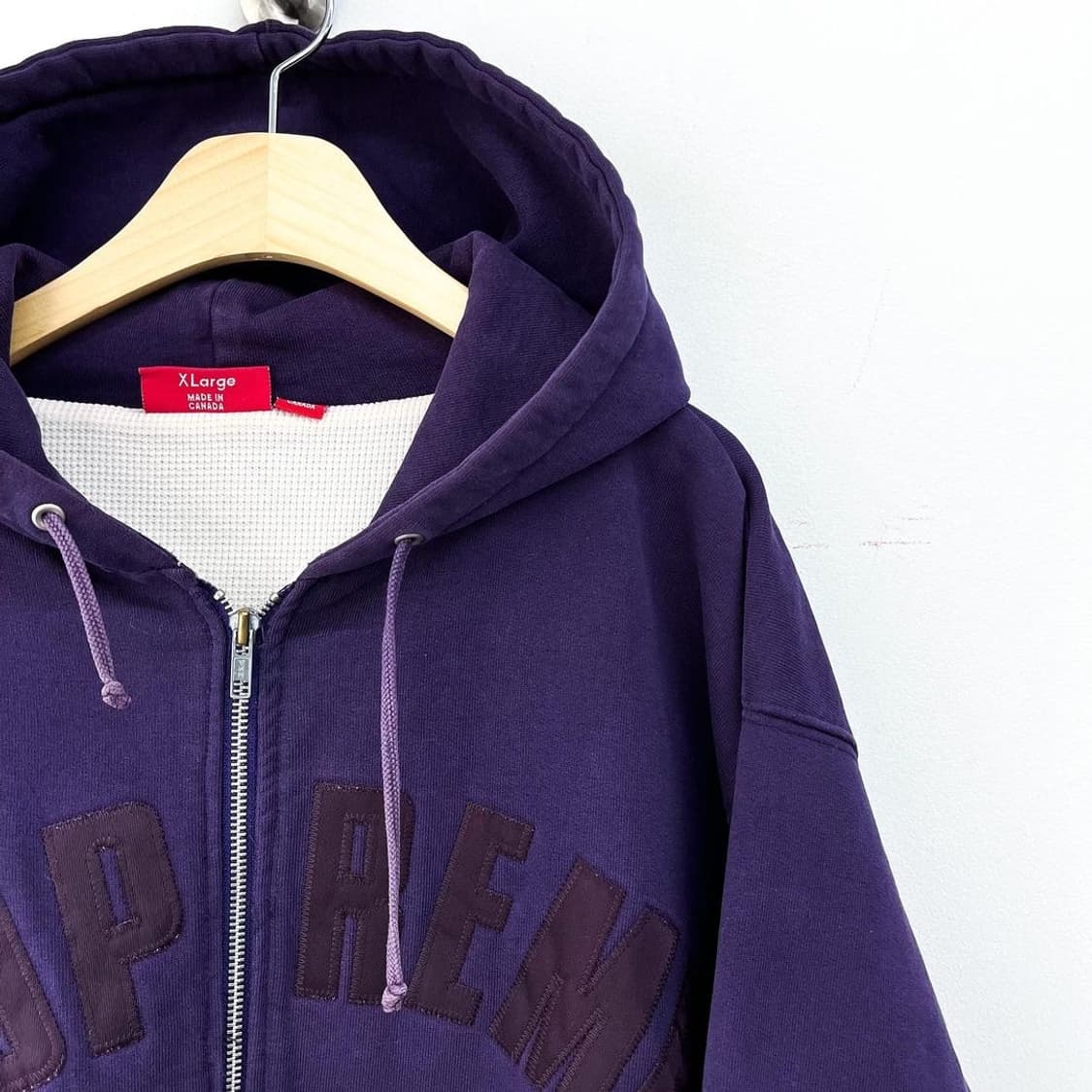 슈프림 아치 로고 퍼플 써멀 헤비 코튼 후드 집업 상품이미지4