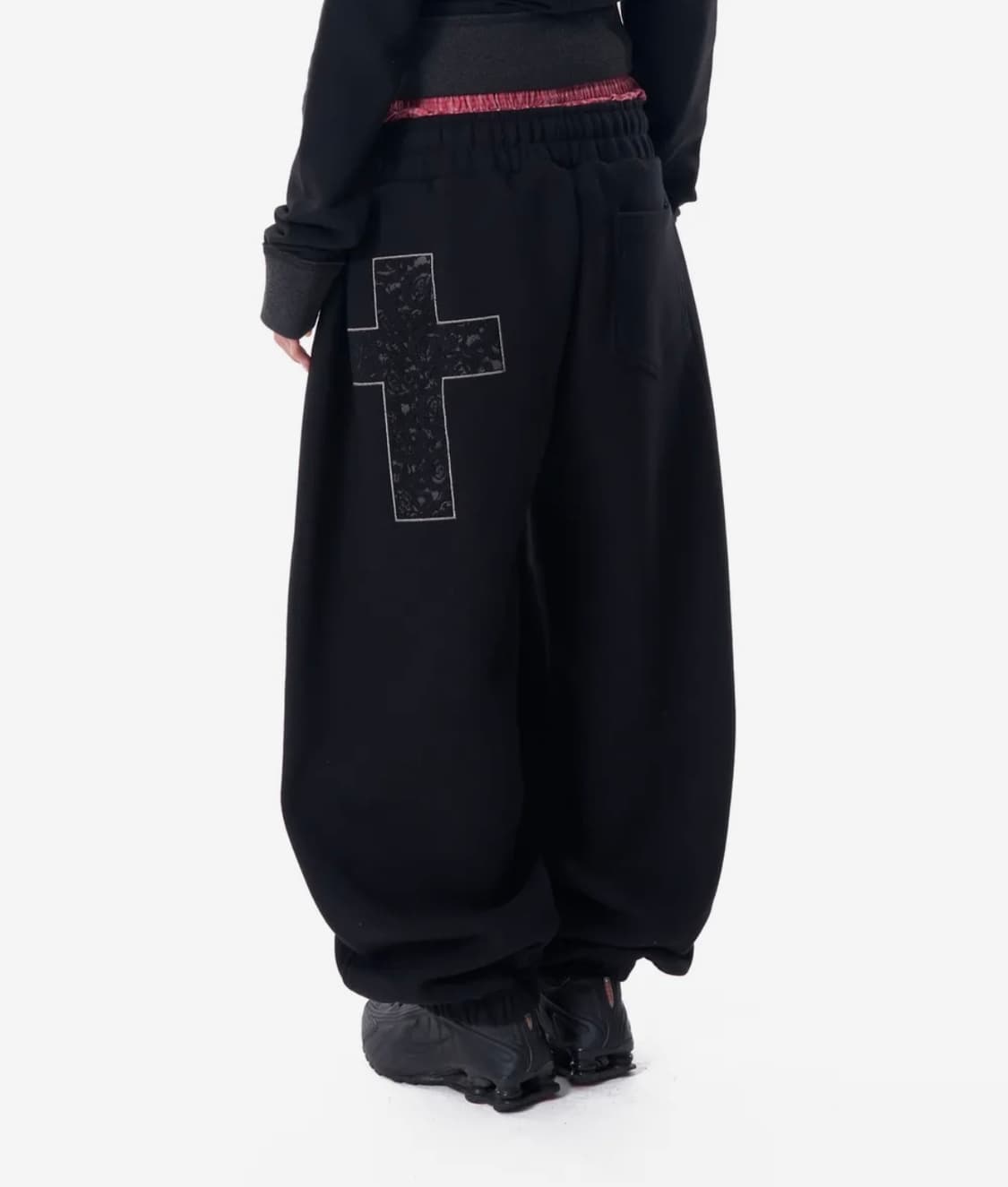 아캄 스웻팬츠 Laced CROS2 Patch Sweatpants 상품이미지1