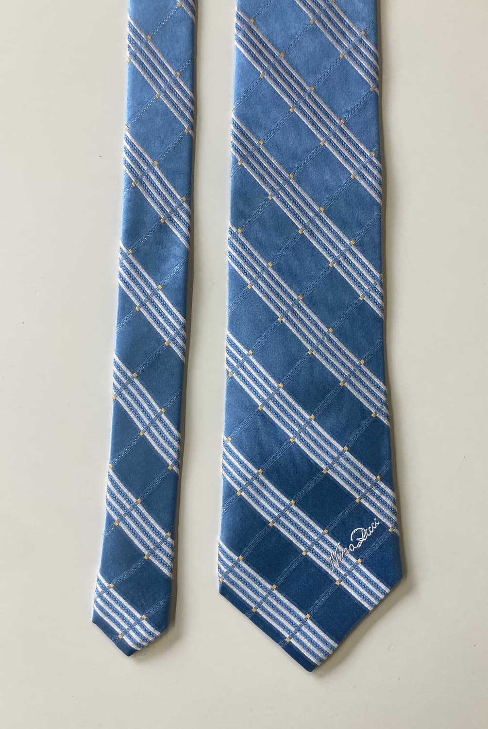 니나리치 넥타이 상품이미지1