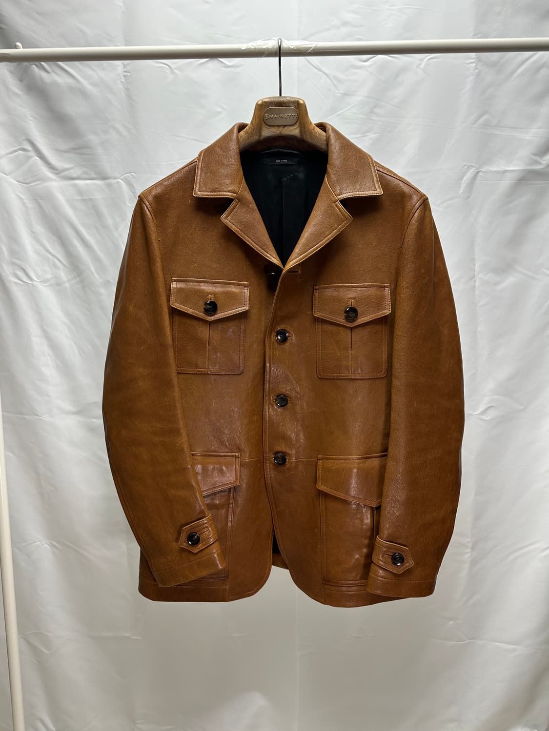 톰포드 밀리터리 램스킨 자켓 56사이즈(105~110) 판매 상품이미지3