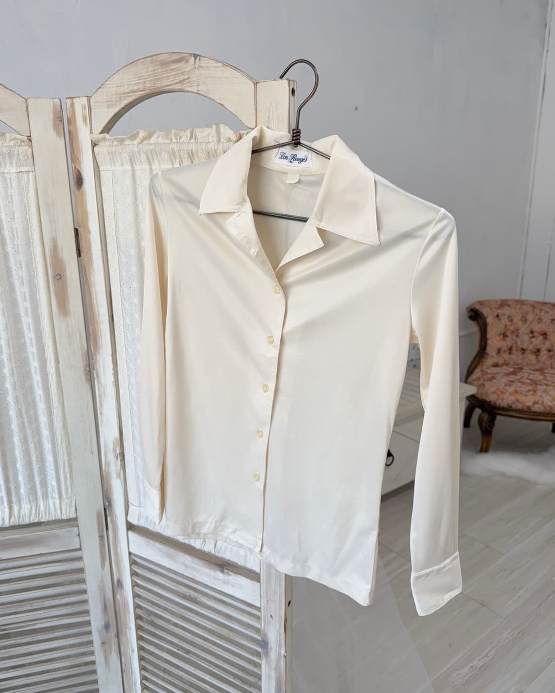 Butter color shirt  상품이미지1