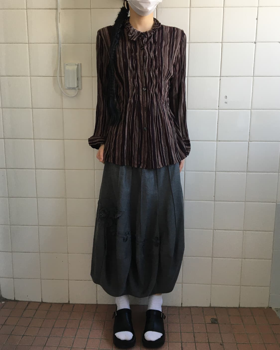 Stripe pattern pleats shirt 상품이미지1