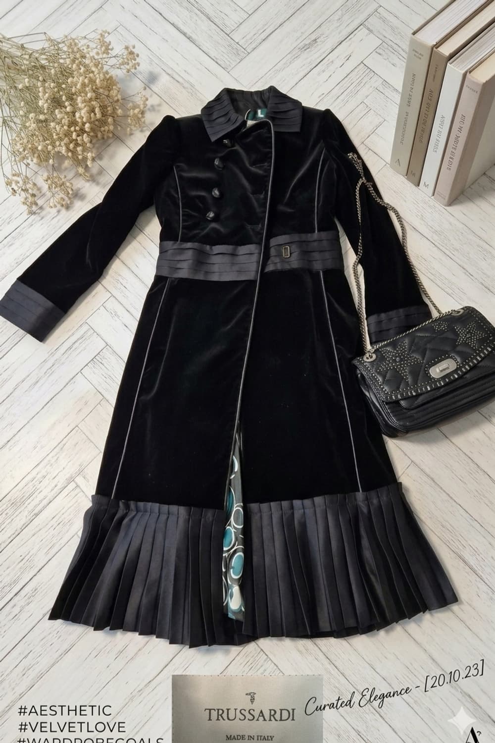 [명품] 트루사르디 이탈리아 메이드 벨벳 & 실크 코트 상품이미지1