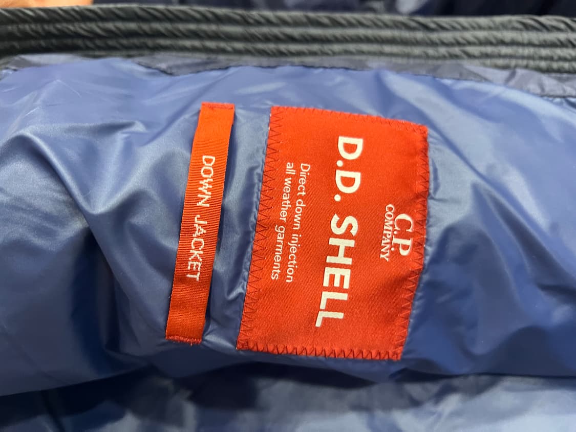 C.P. 컴퍼니 D.D. 쉘 후드 다운 자켓 이클립스 블루 - 25FW 상품이미지5