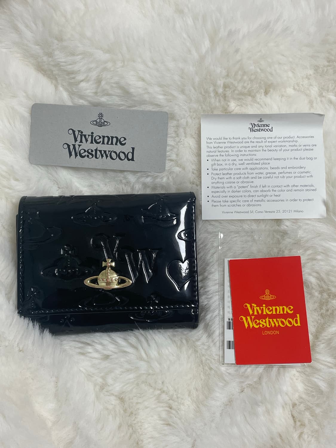 비비안웨스트우드 지갑 유광 에나멜 금장 상품이미지1