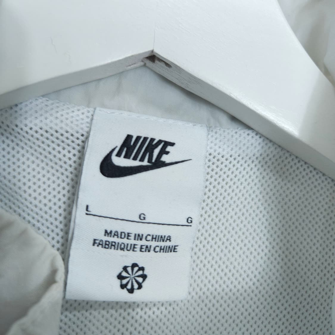 나이키 NSW 에센셜 바람막이 L 상품이미지3